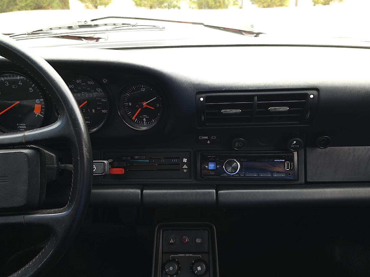 Porsche 911 Carrera  1987