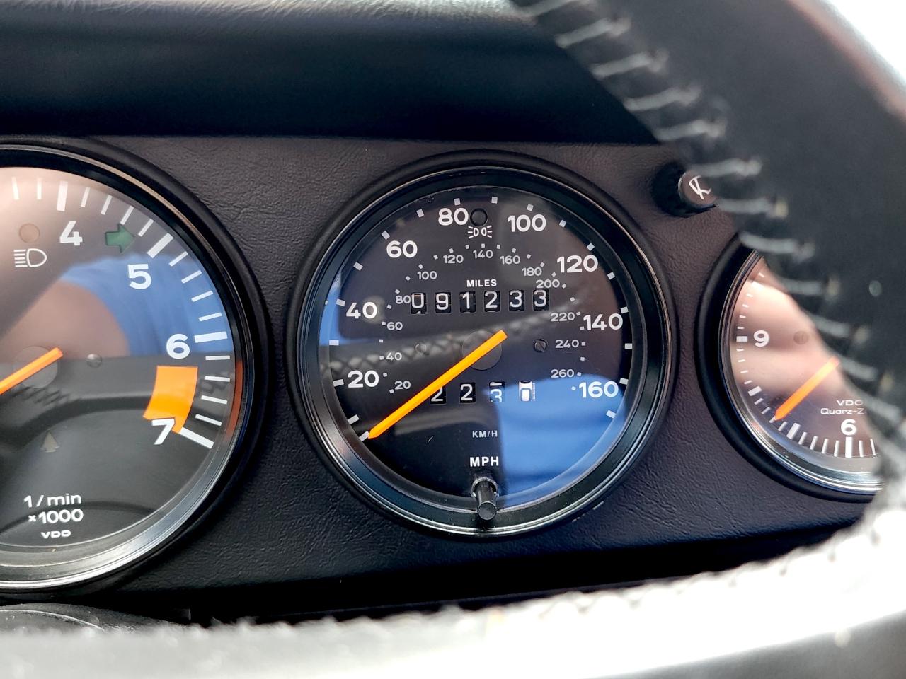 Porsche 911 Carrera  1987