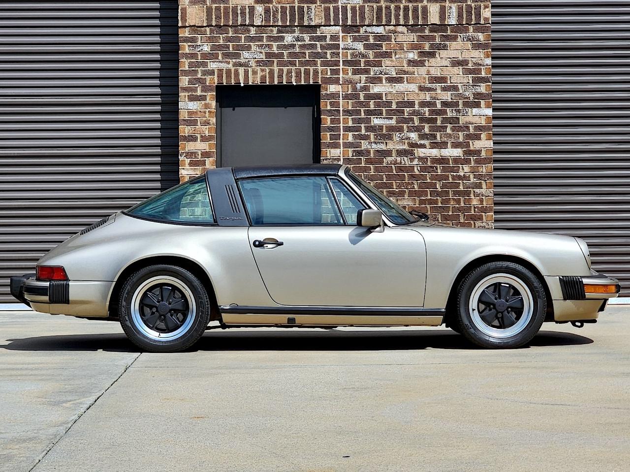 Porsche 911 Carrera Targa 1986