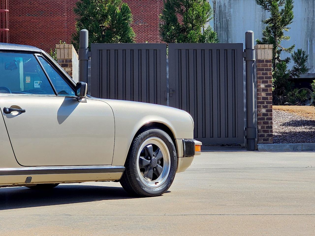 Porsche 911 Carrera Targa 1986