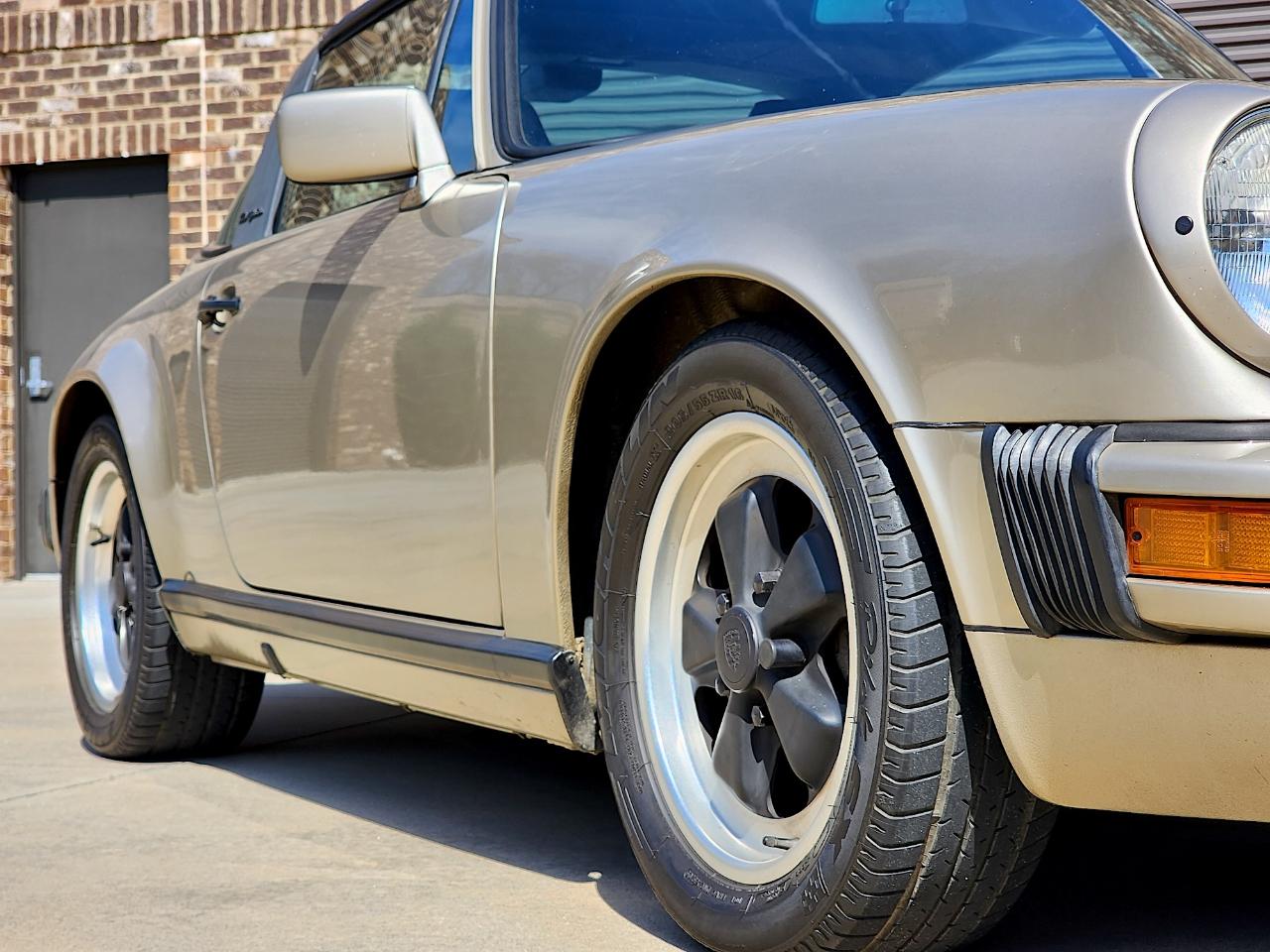 Porsche 911 Carrera Targa 1986