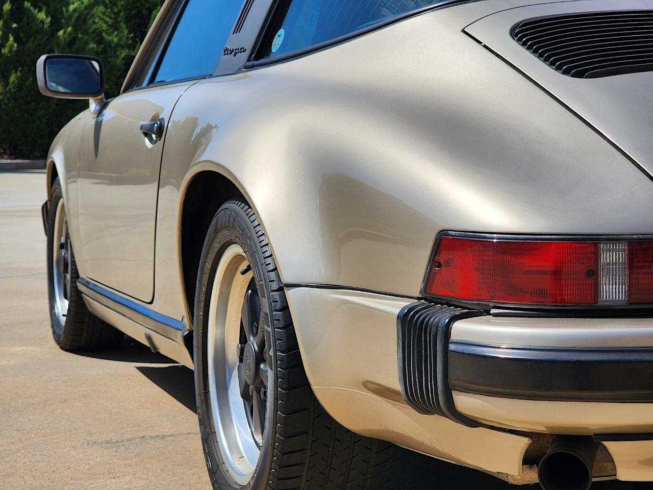 Porsche 911 Carrera Targa 1986