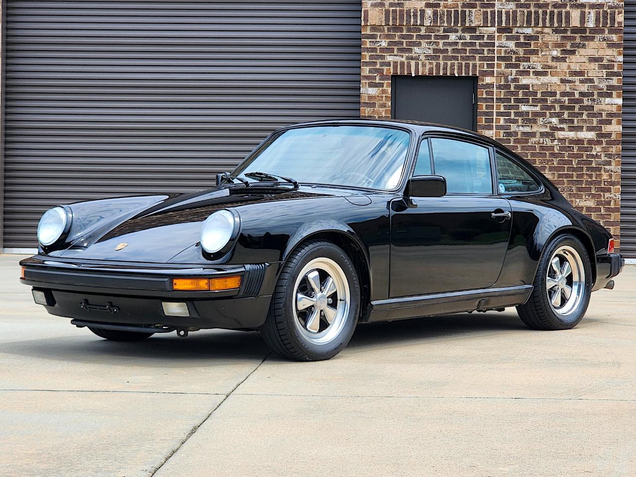 Porsche 911 Carrera  1988