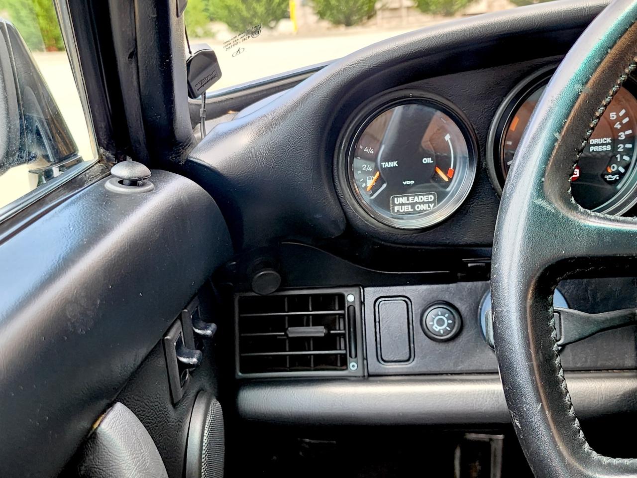 Porsche 911 Carrera  1988