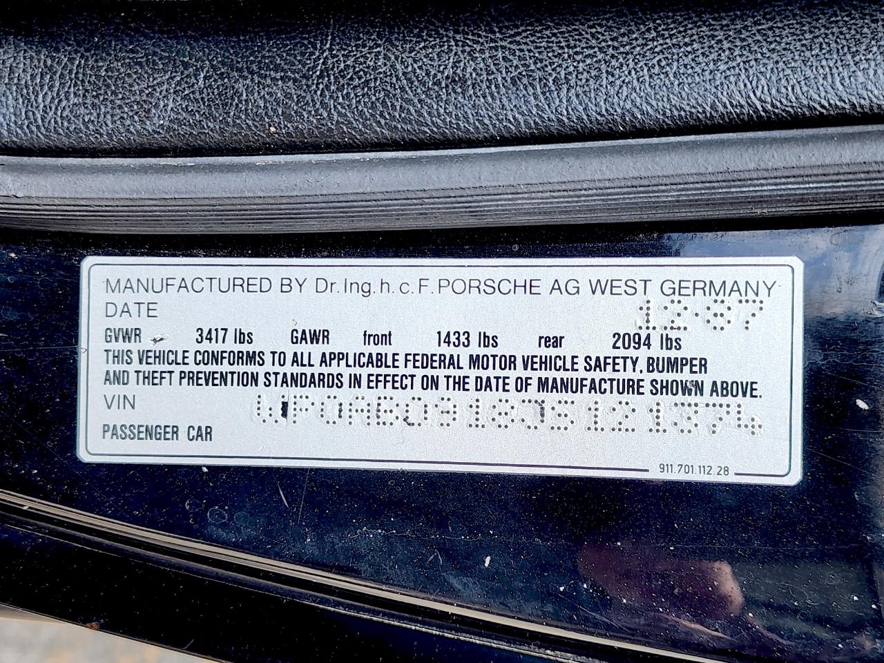 Porsche 911 Carrera  1988