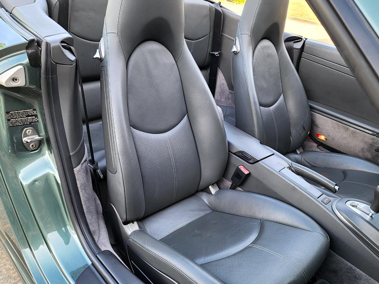 Porsche 911 Carrera  2008