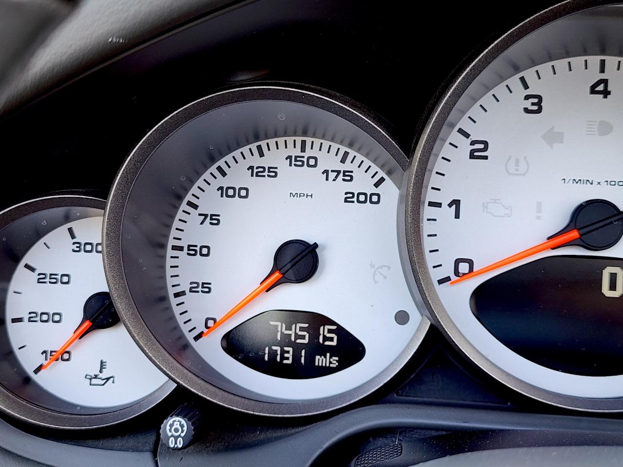 Porsche 911 Carrera  2008