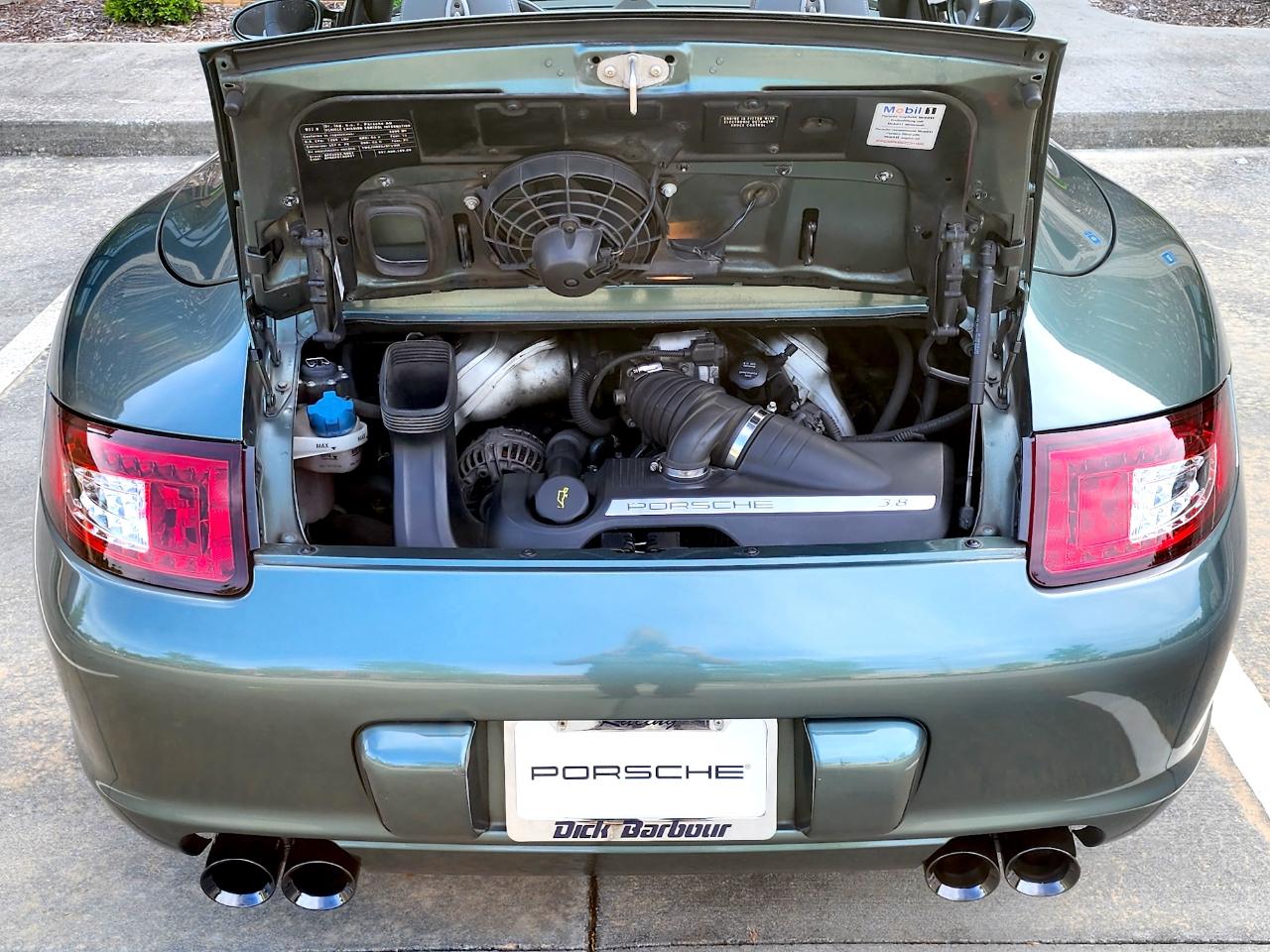 Porsche 911 Carrera  2008