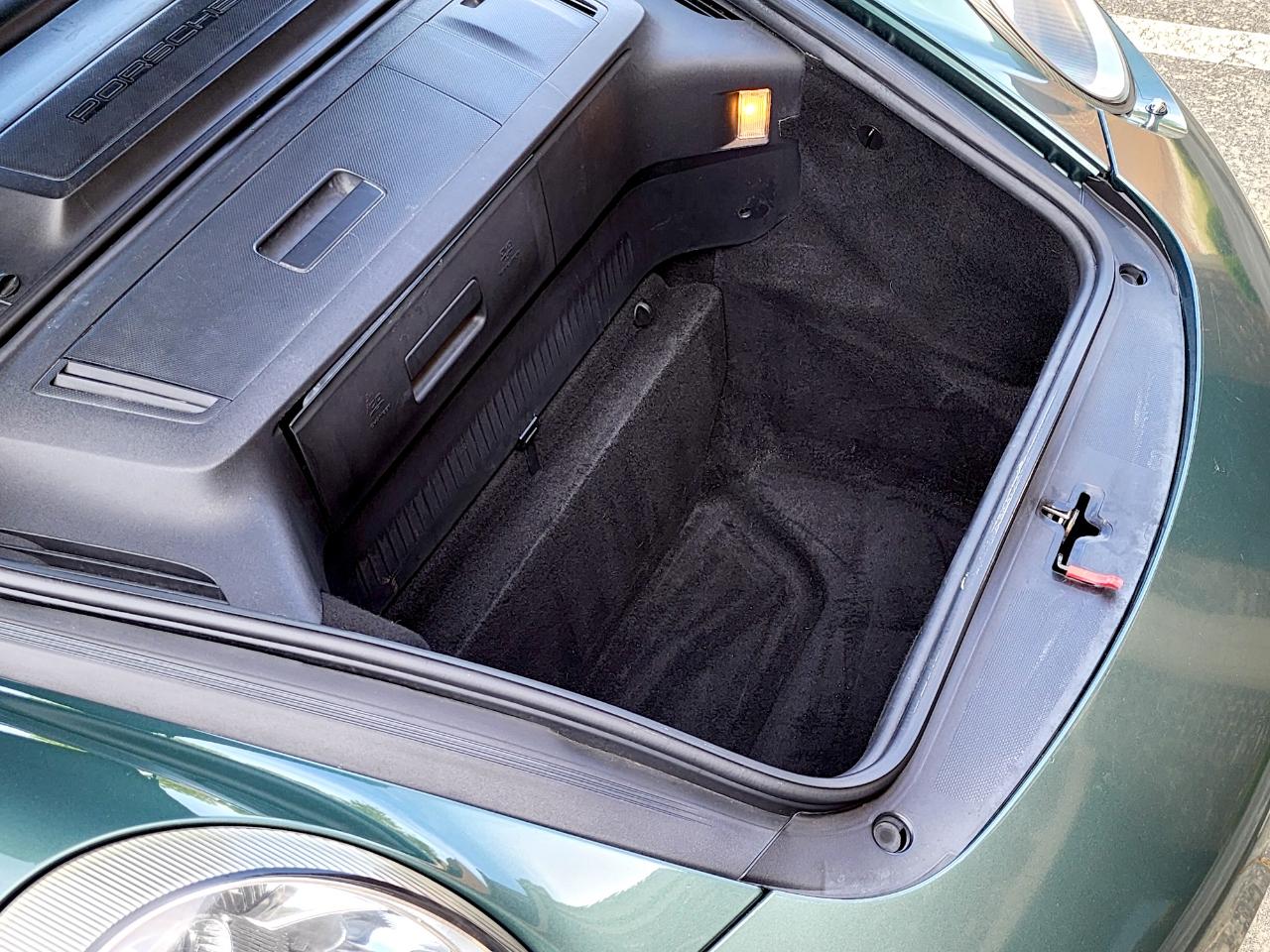 Porsche 911 Carrera  2008