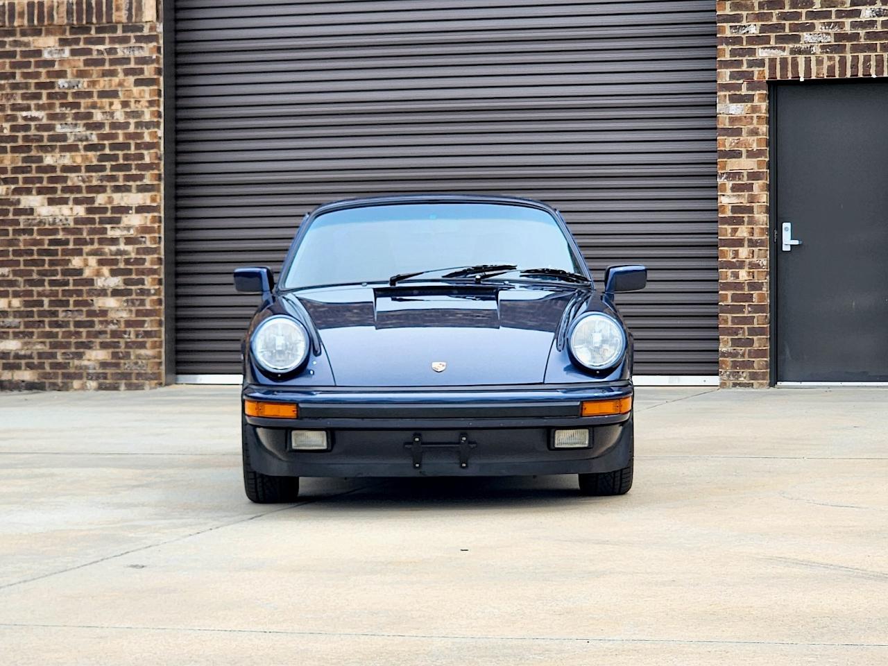 Porsche 911 Carrera  1985