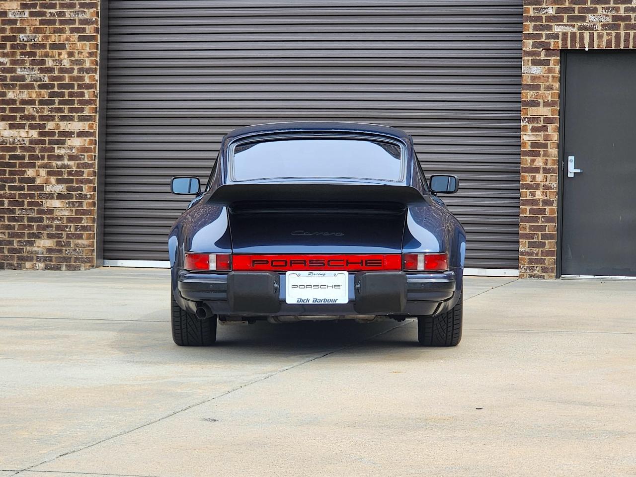 Porsche 911 Carrera  1985