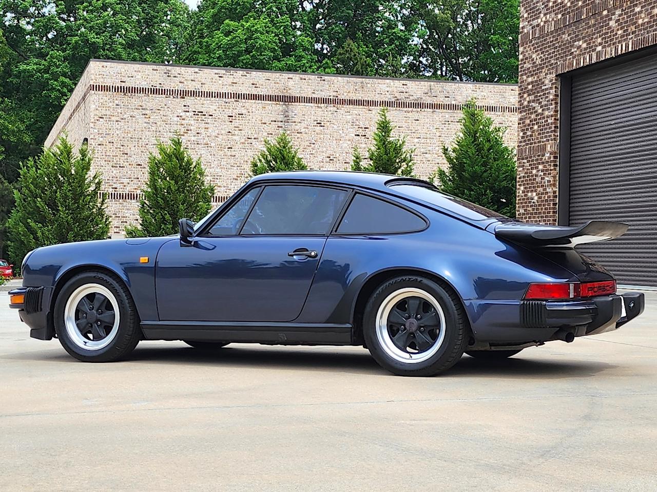 Porsche 911 Carrera  1985