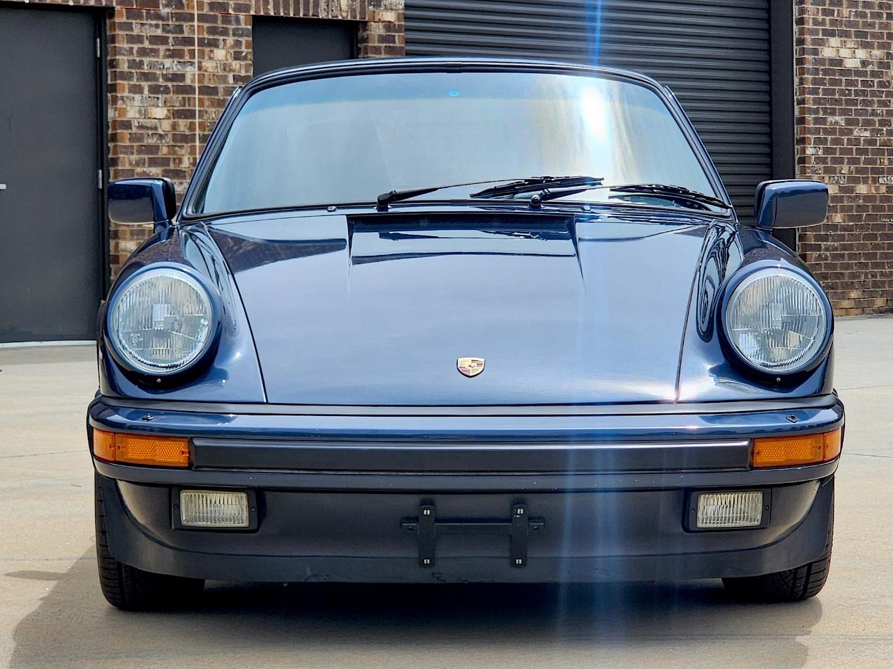 Porsche 911 Carrera  1985