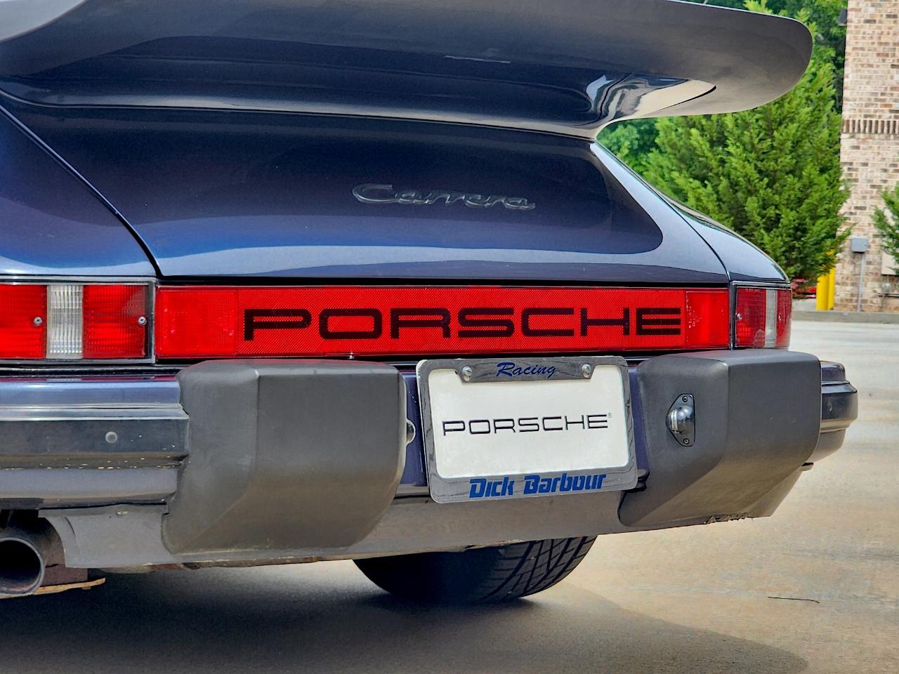 Porsche 911 Carrera  1985