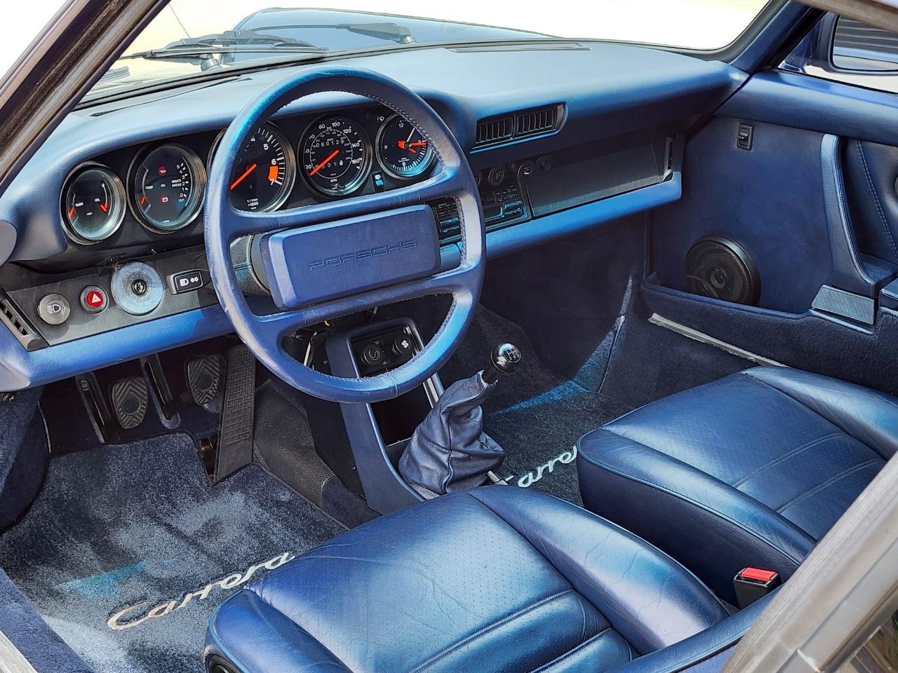 Porsche 911 Carrera  1985