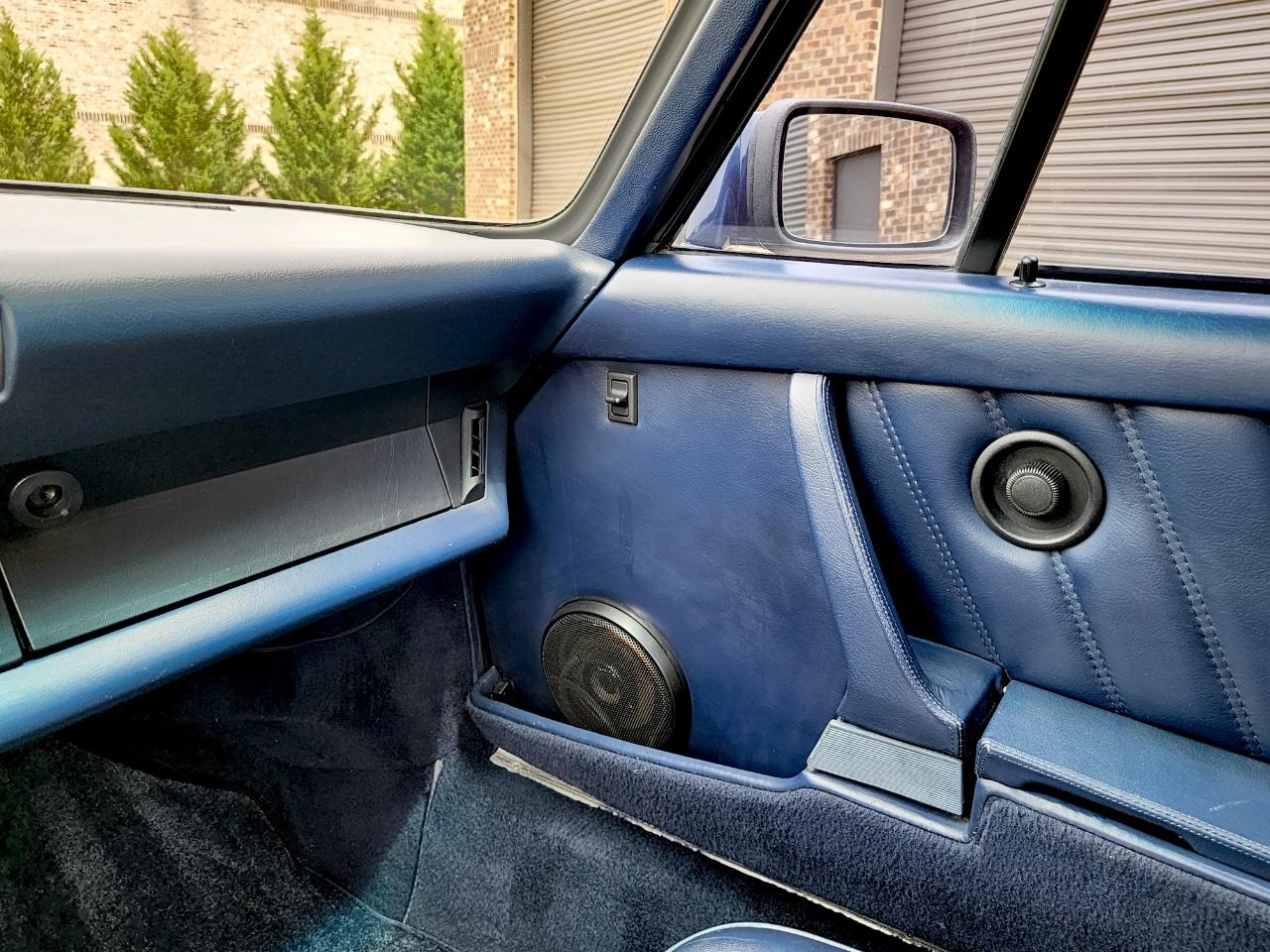 Porsche 911 Carrera  1985