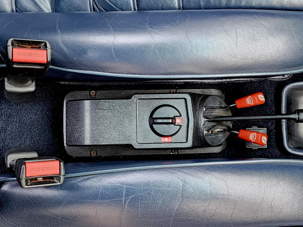 Porsche 911 Carrera  1985