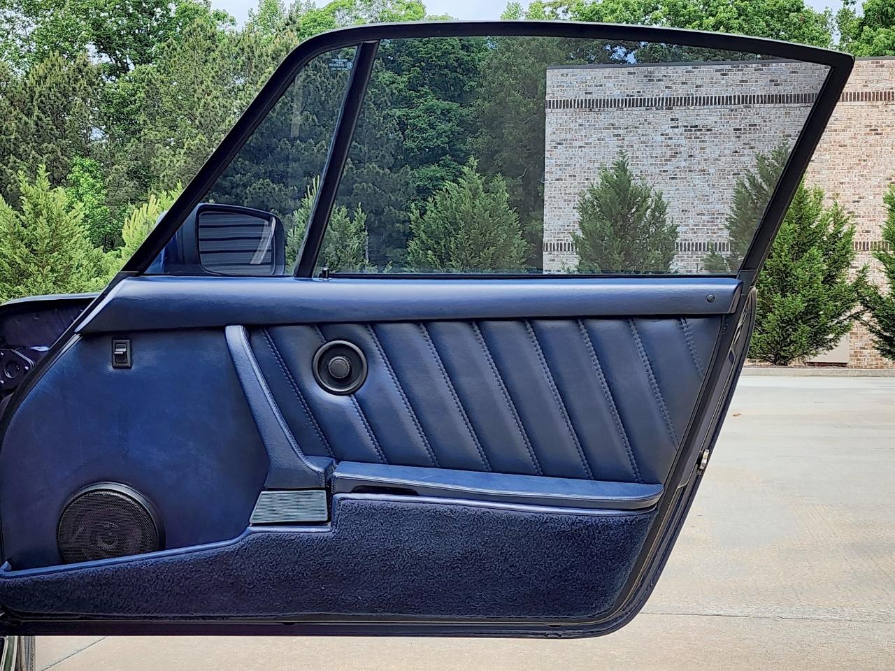 Porsche 911 Carrera  1985
