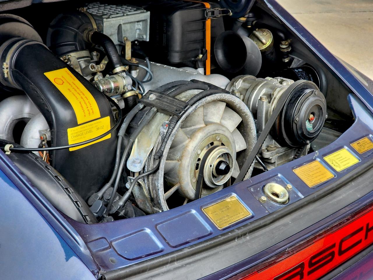 Porsche 911 Carrera  1985