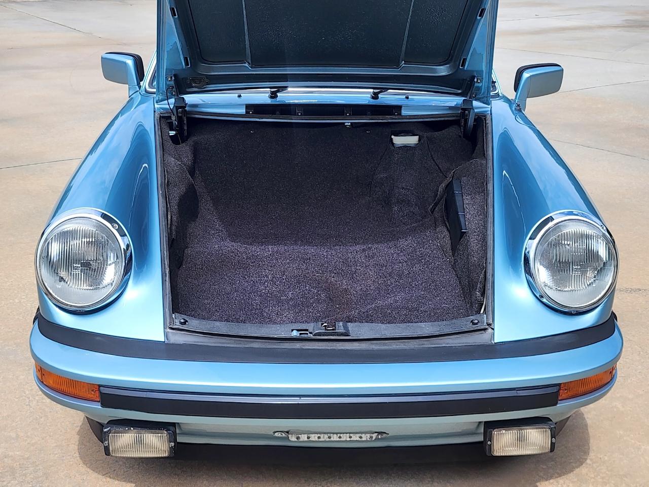 Porsche 911 SC  1979