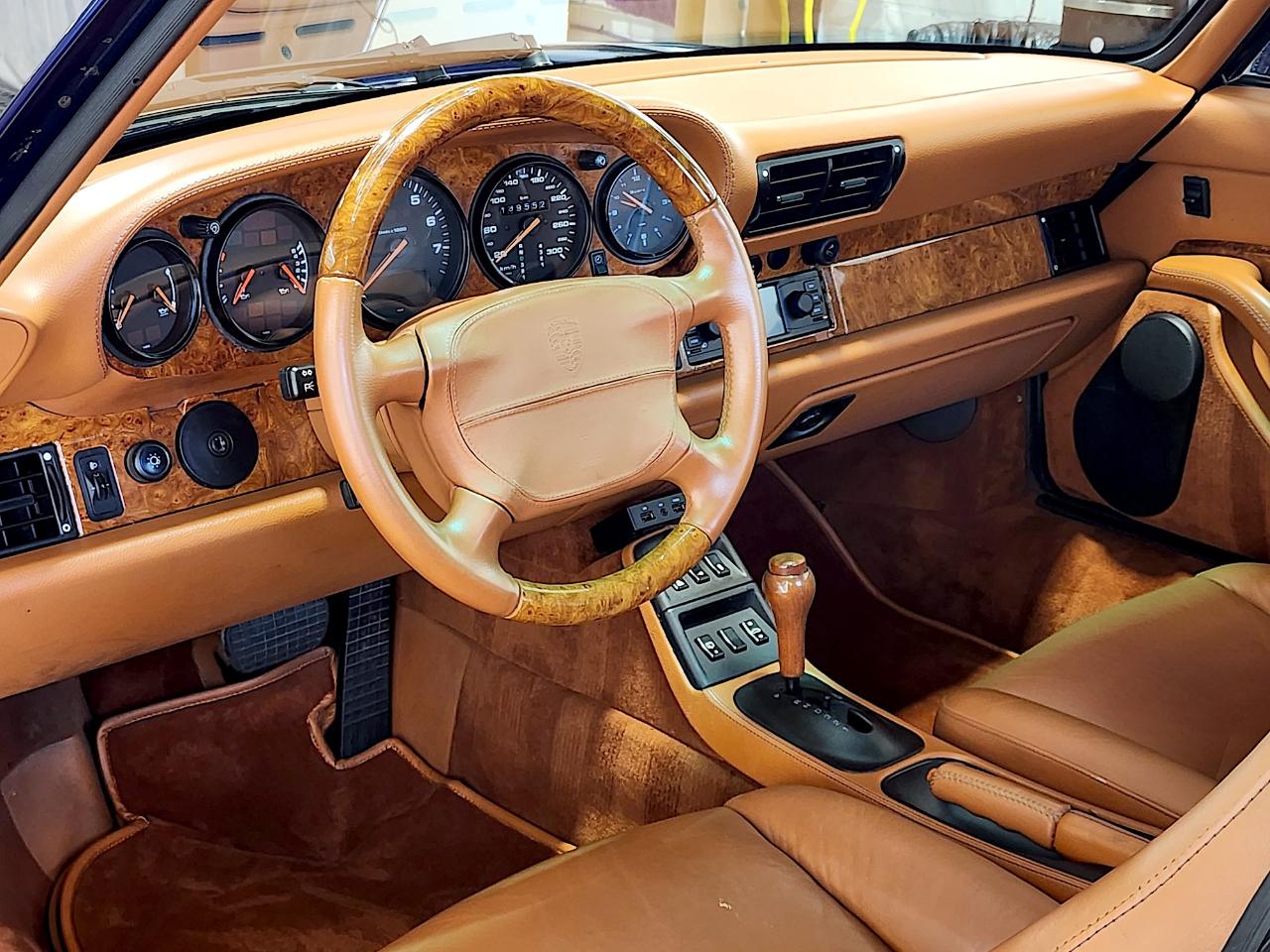 Porsche 911 Carrera  1994