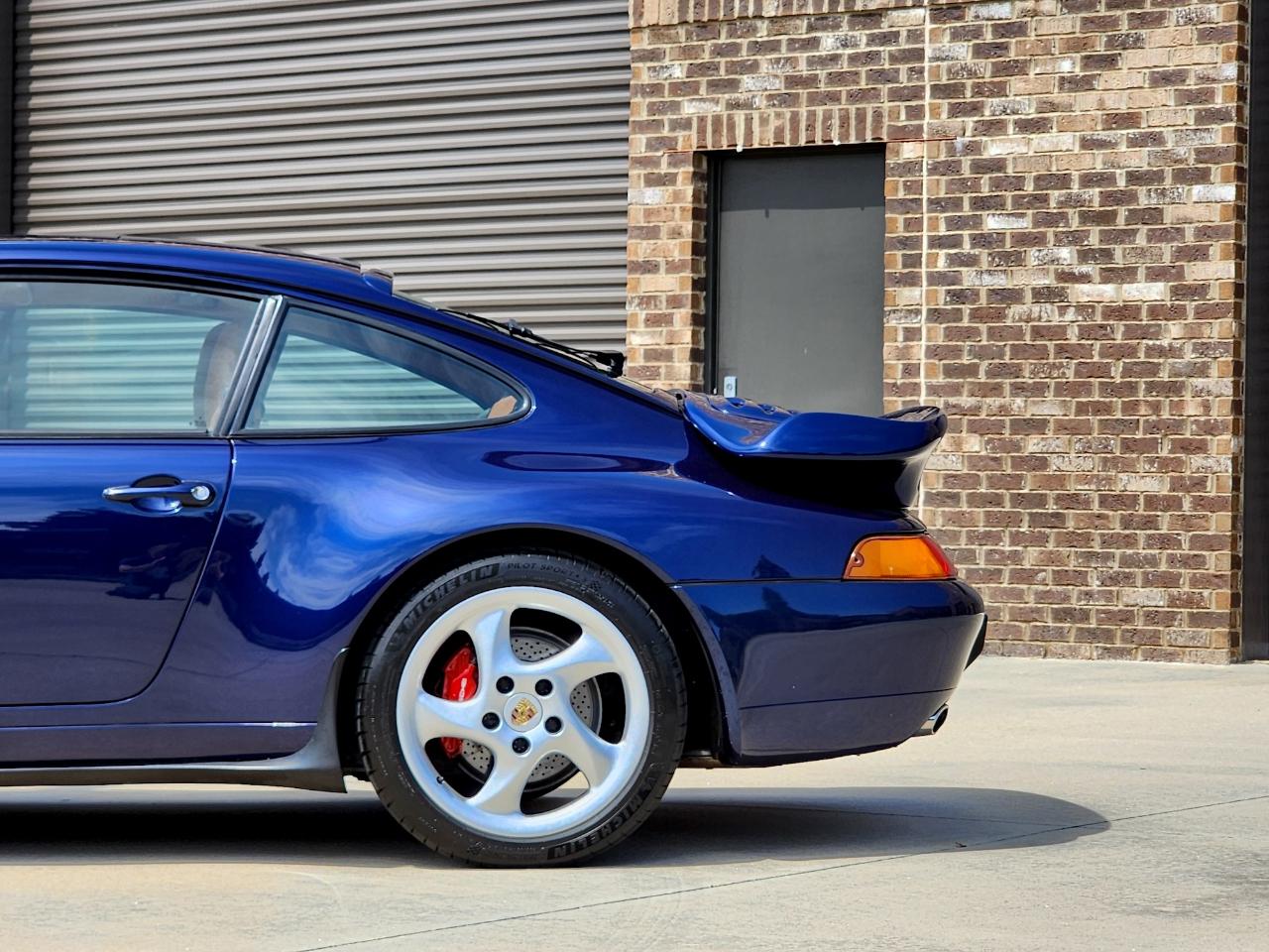 Porsche 911 Carrera  1994