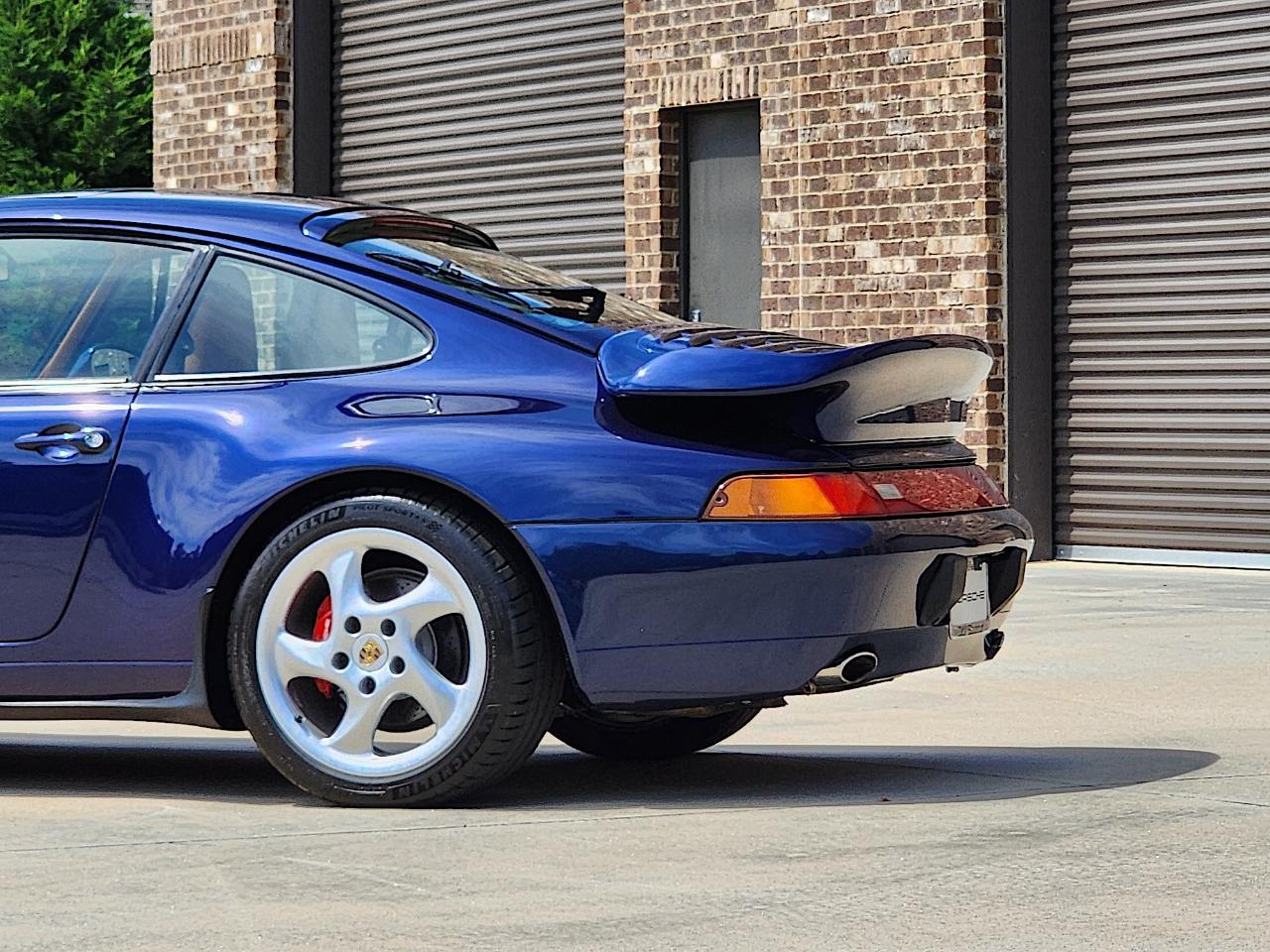 Porsche 911 Carrera  1994