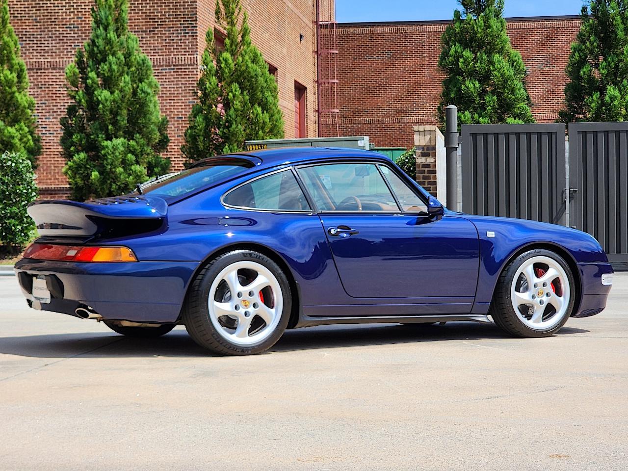 Porsche 911 Carrera  1994