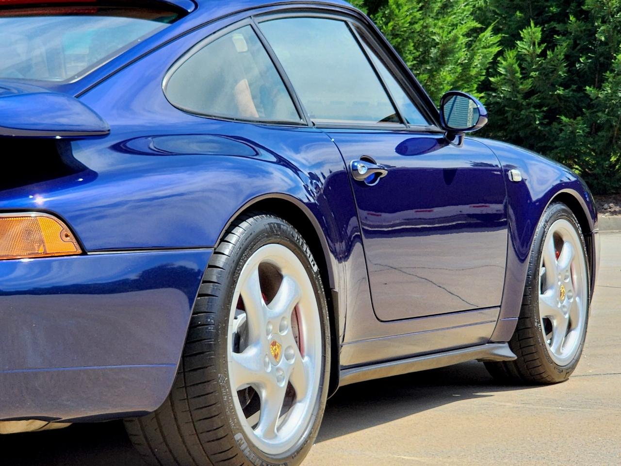 Porsche 911 Carrera  1994