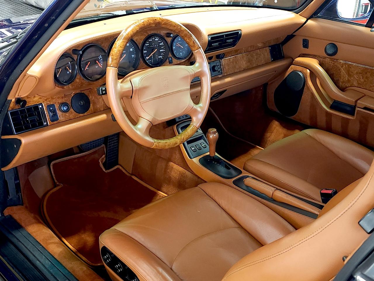 Porsche 911 Carrera  1994
