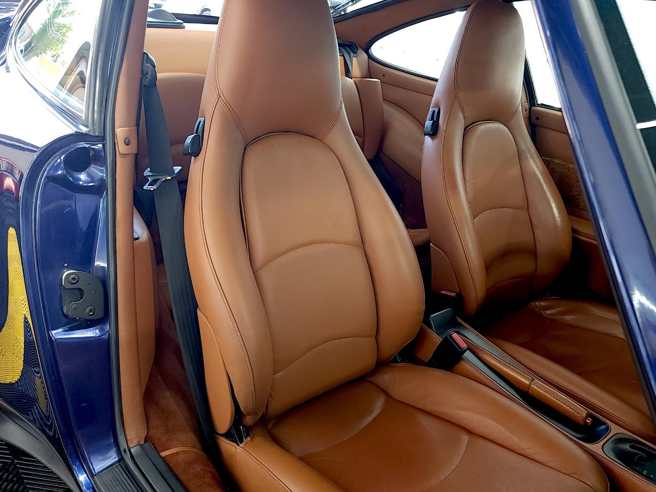 Porsche 911 Carrera  1994