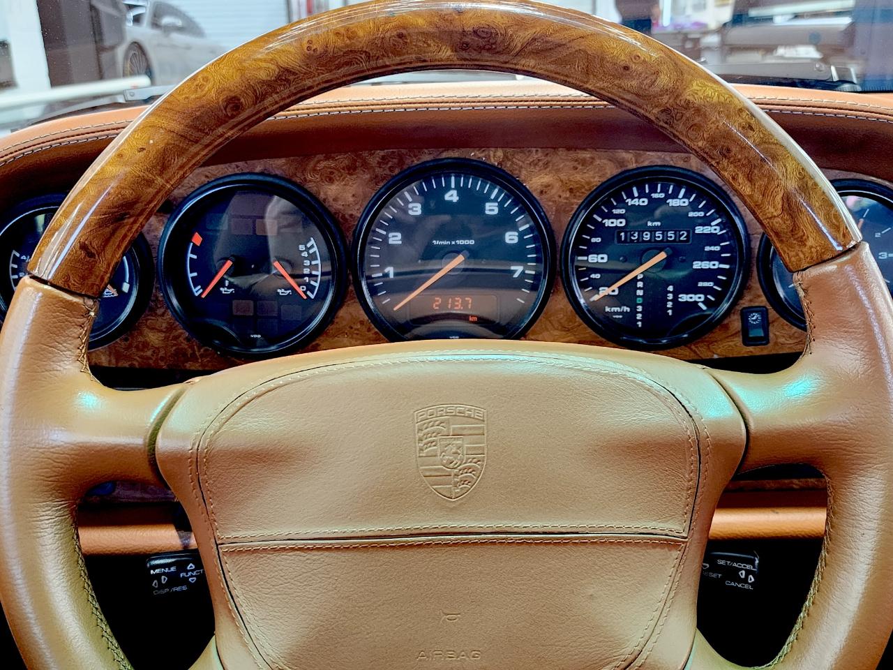 Porsche 911 Carrera  1994