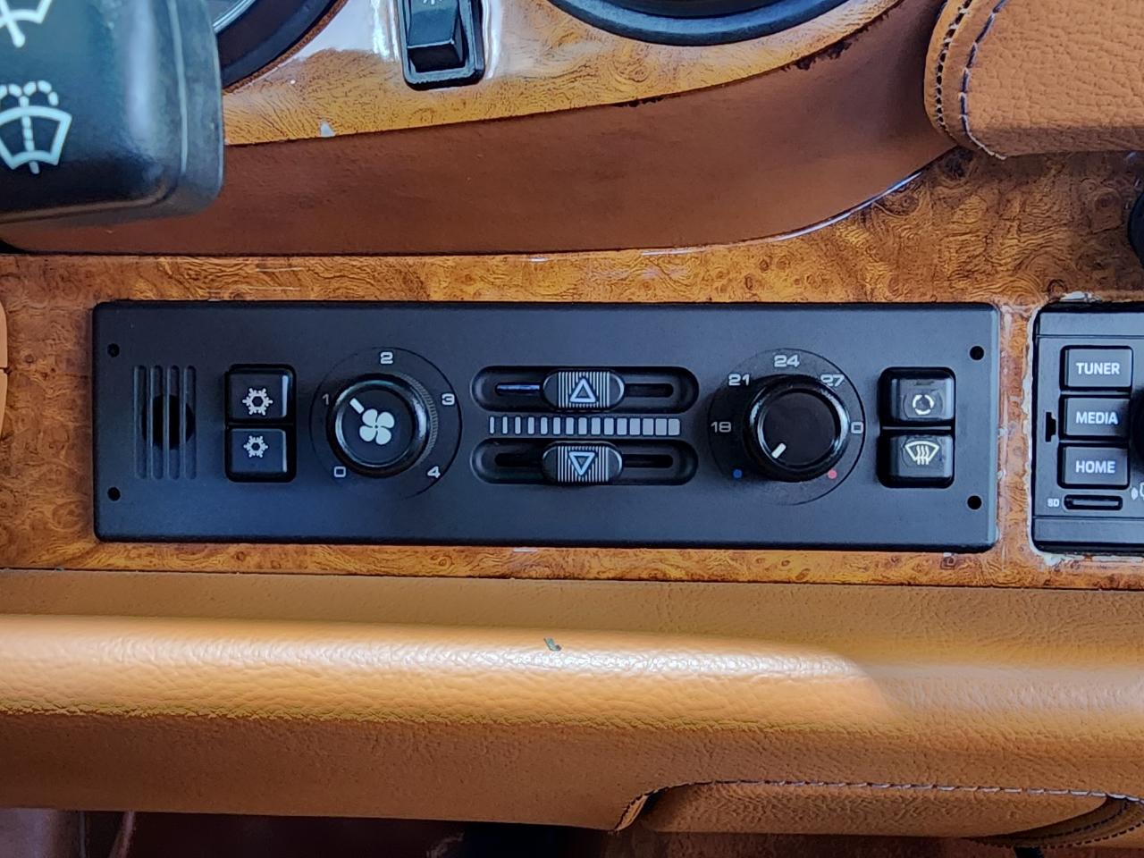 Porsche 911 Carrera  1994