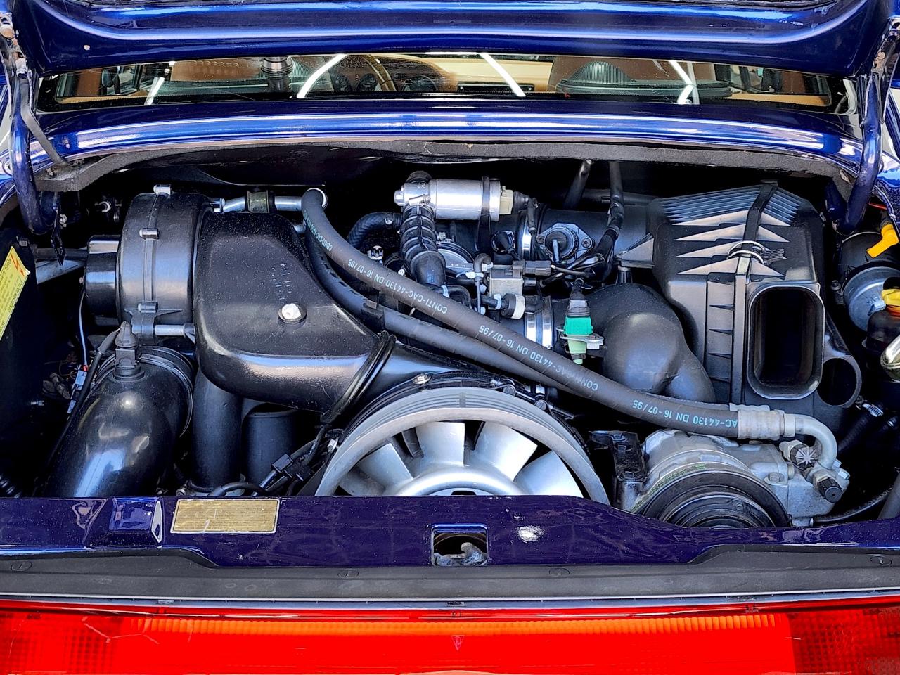 Porsche 911 Carrera  1994