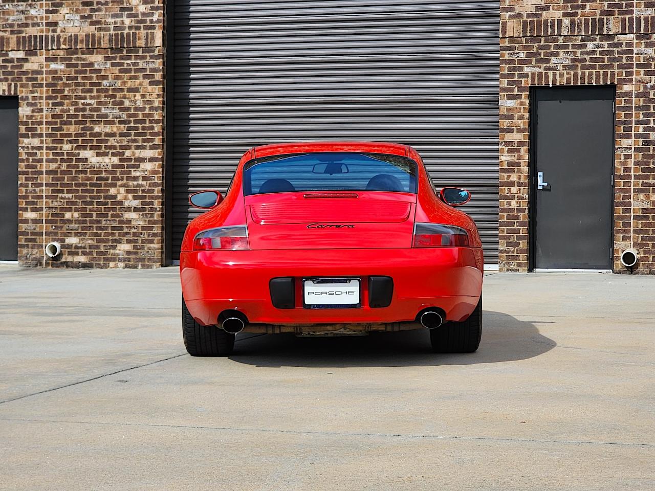 Porsche 911 Carrera  2000
