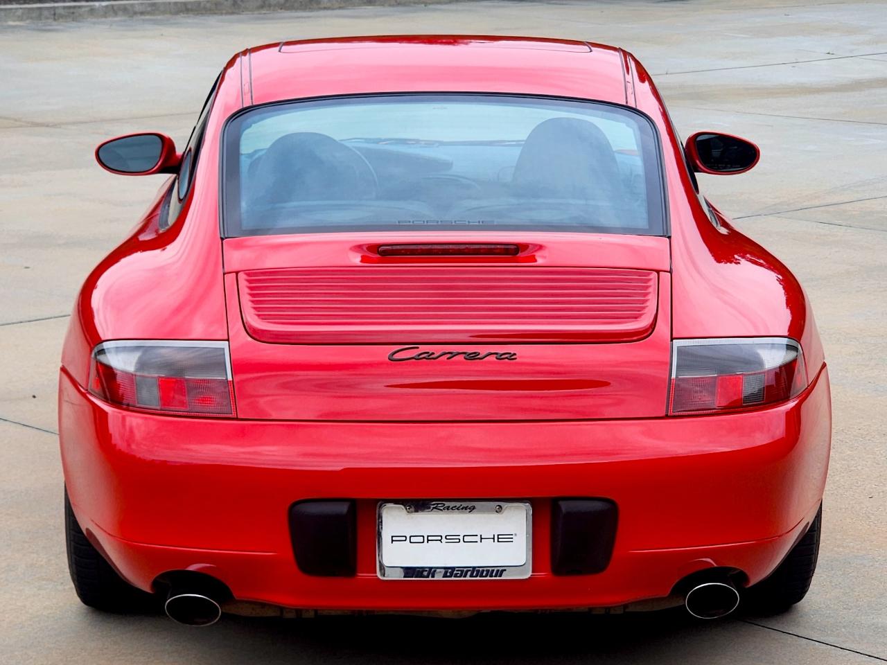 Porsche 911 Carrera  2000