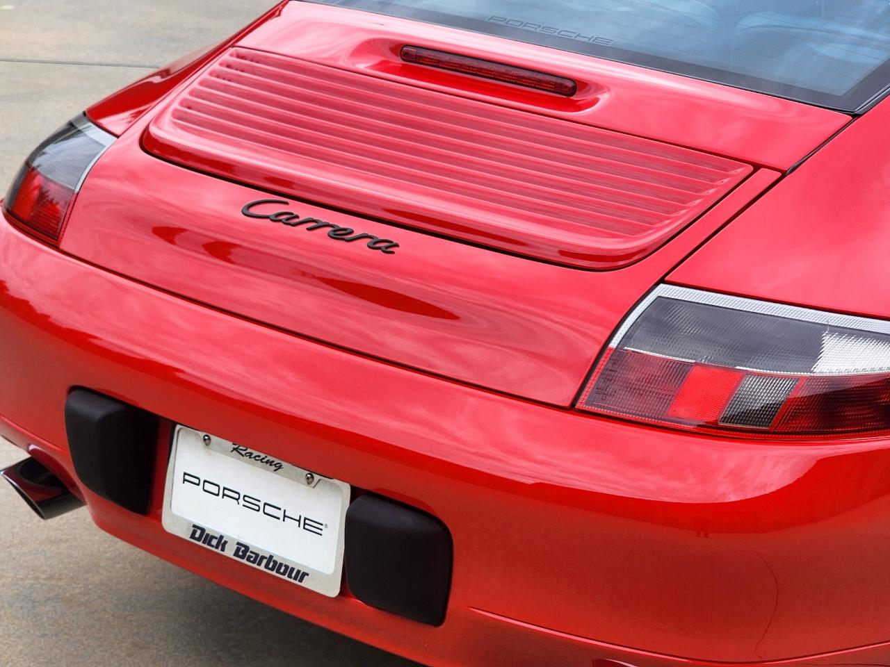 Porsche 911 Carrera  2000