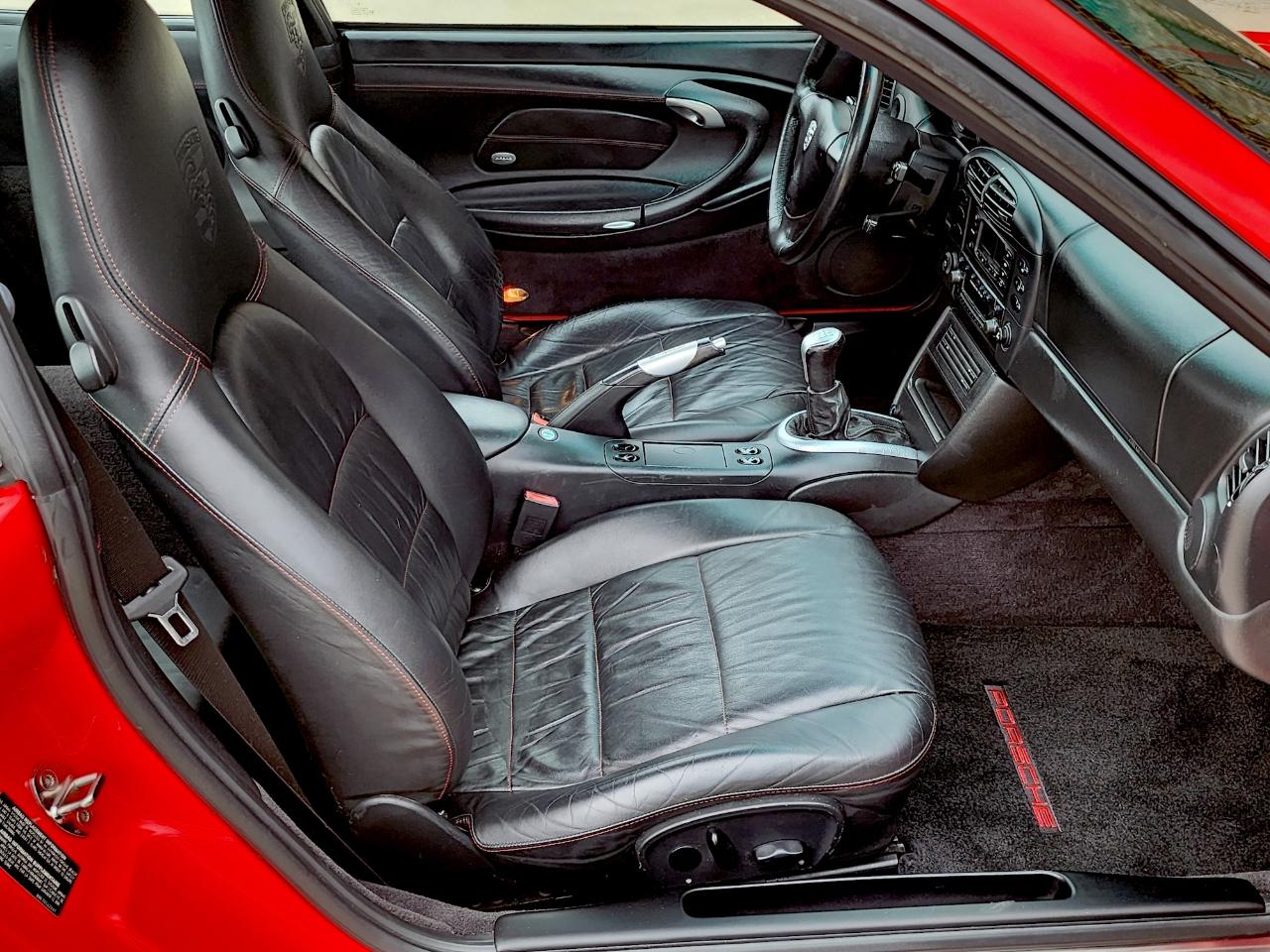 Porsche 911 Carrera  2000