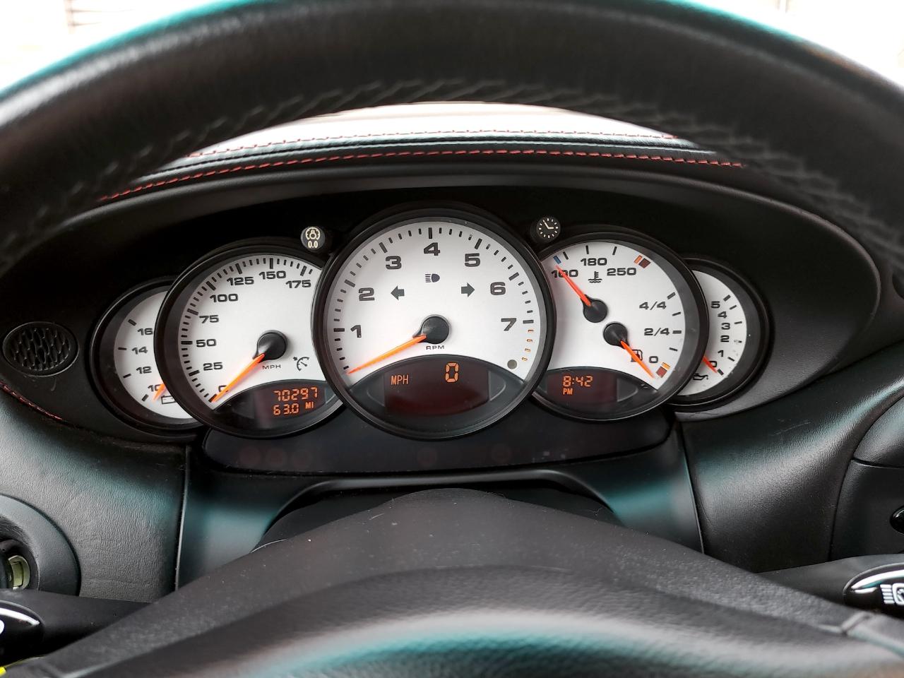 Porsche 911 Carrera  2000