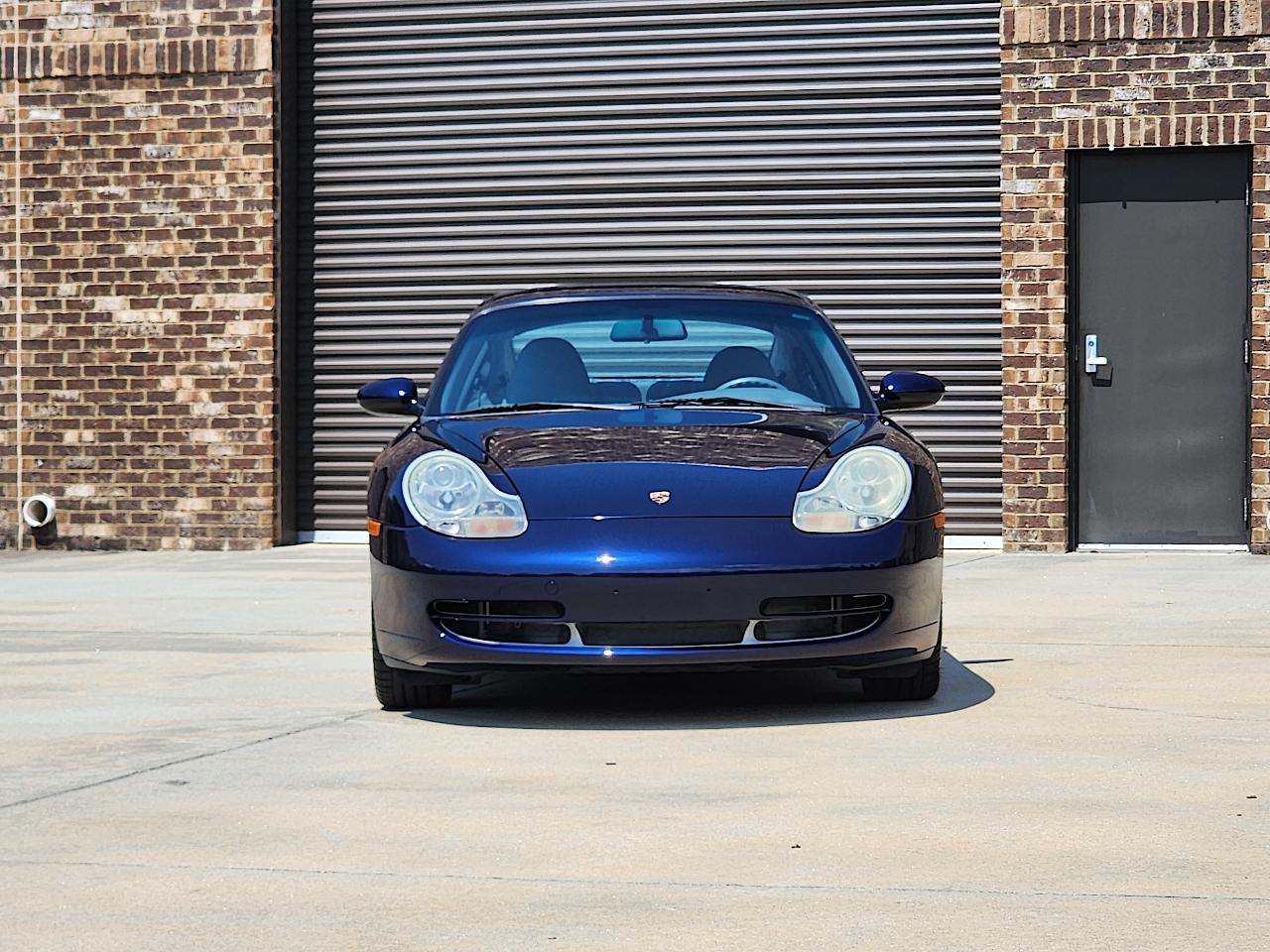 Porsche 911 Carrera  2001