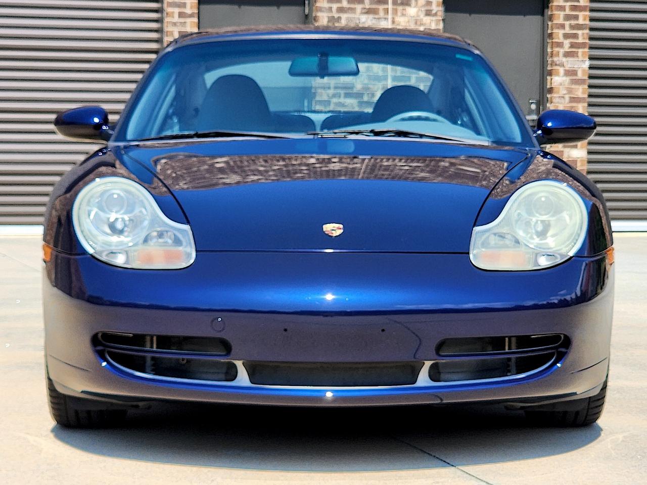 Porsche 911 Carrera  2001