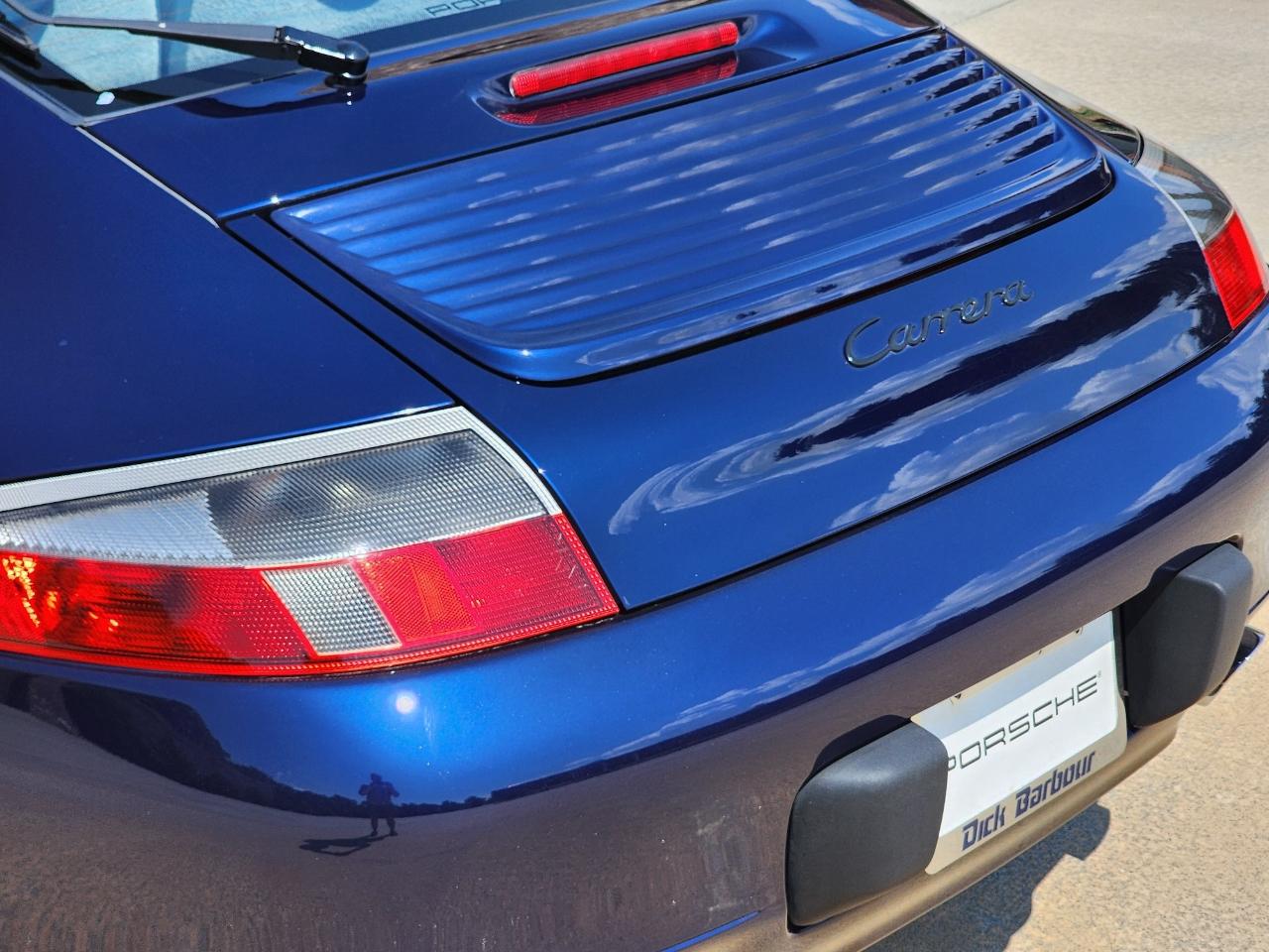 Porsche 911 Carrera  2001