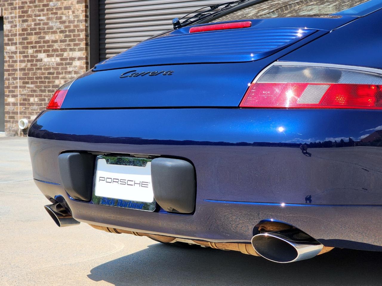 Porsche 911 Carrera  2001