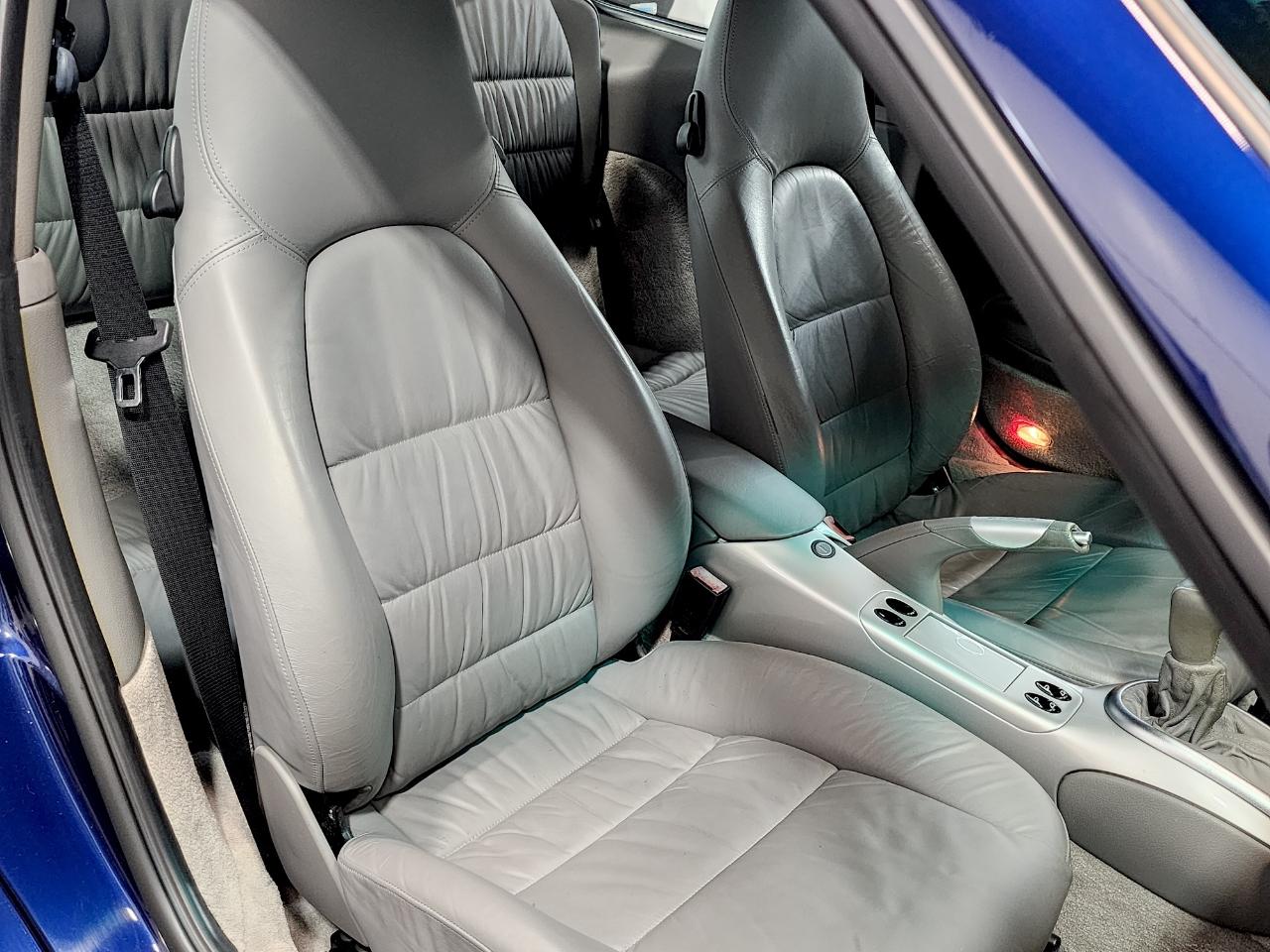 Porsche 911 Carrera  2001