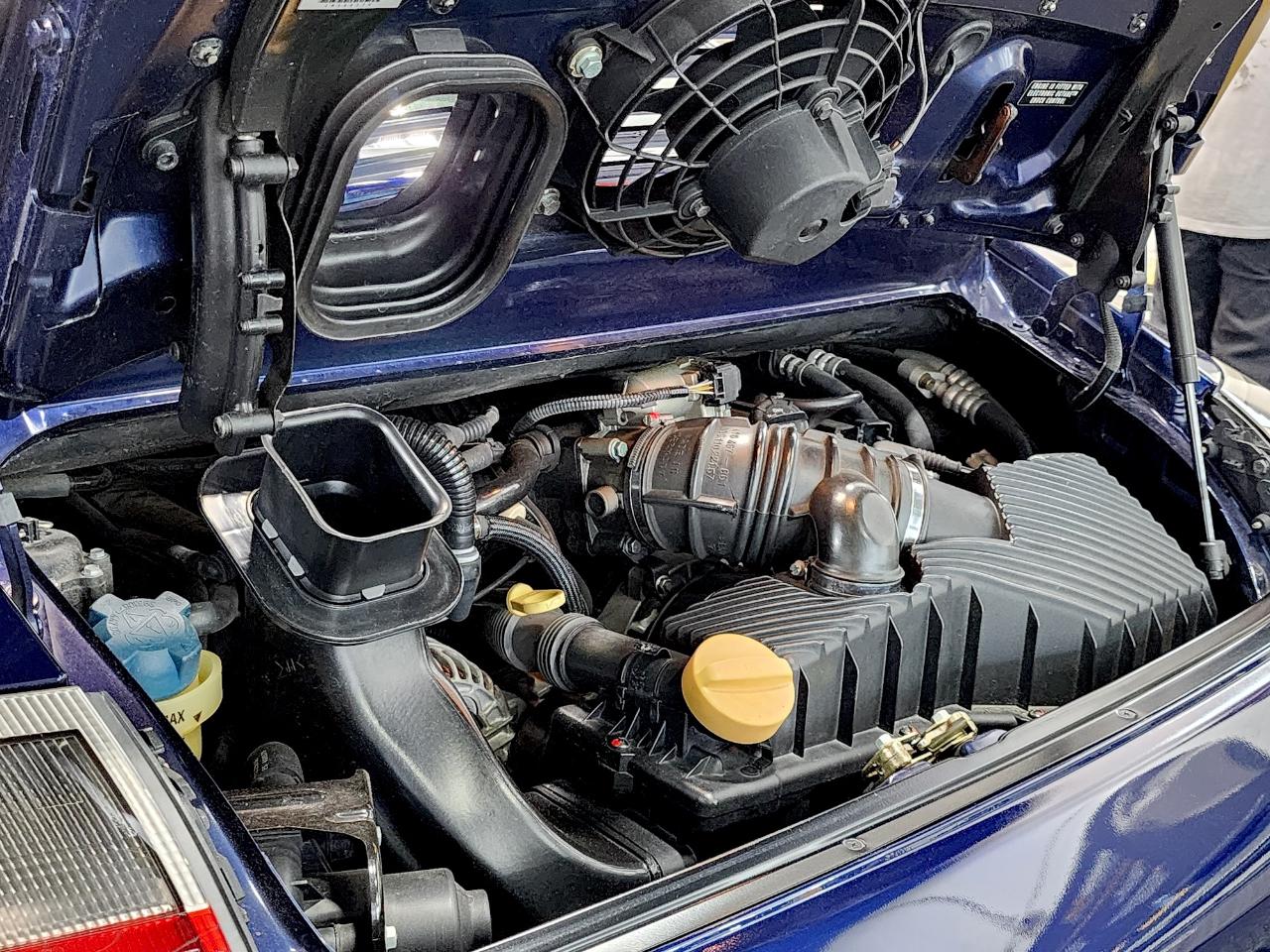 Porsche 911 Carrera  2001