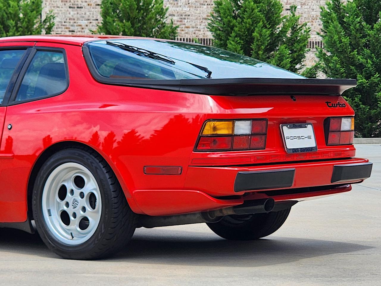 Porsche 944 Turbo 1986