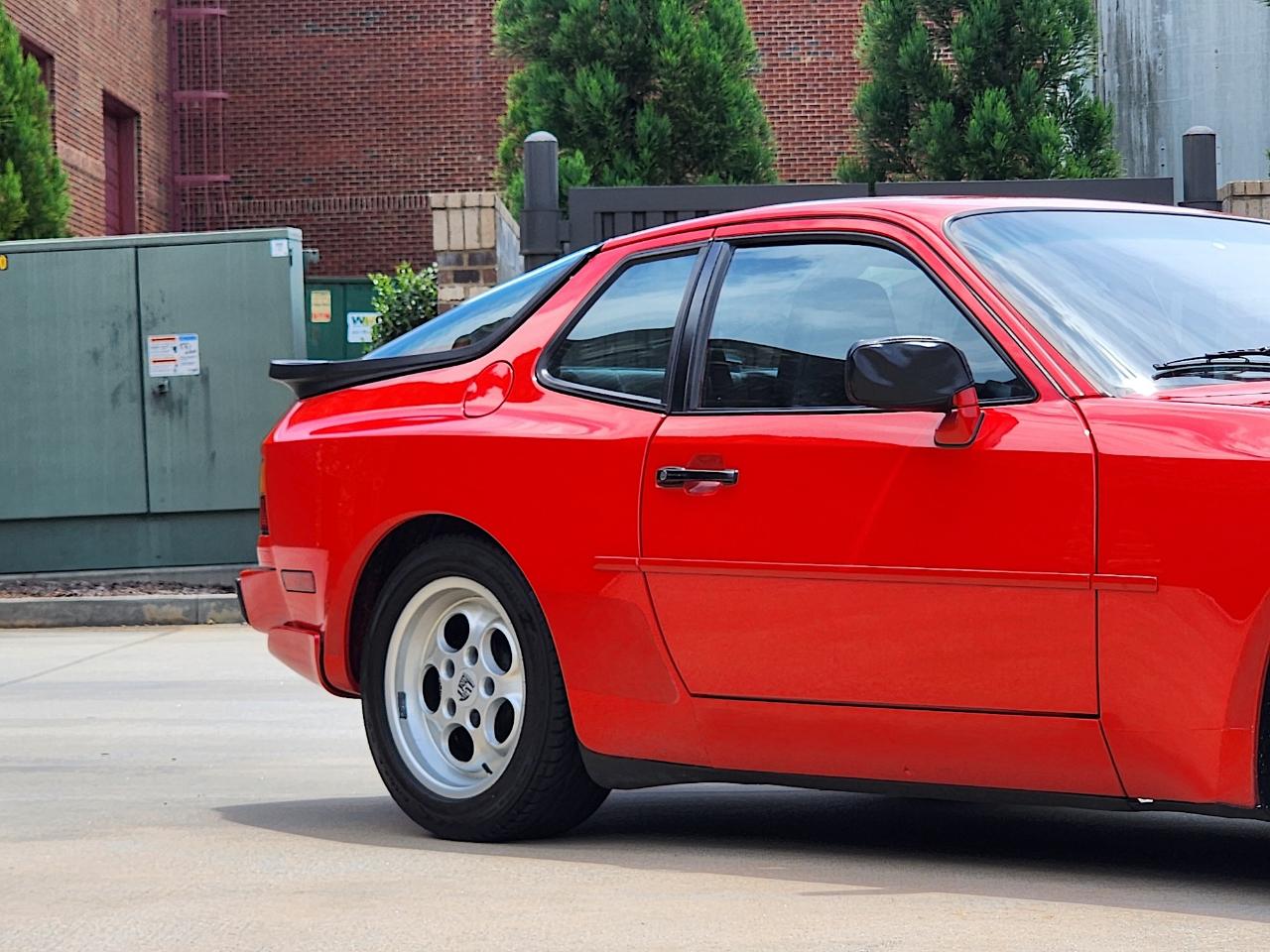 Porsche 944 Turbo 1986