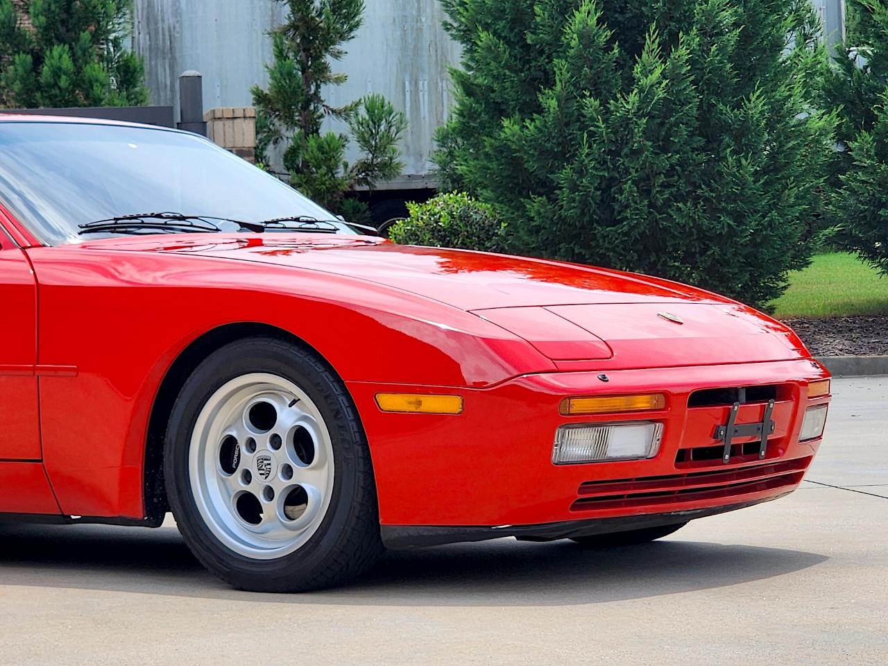 Porsche 944 Turbo 1986