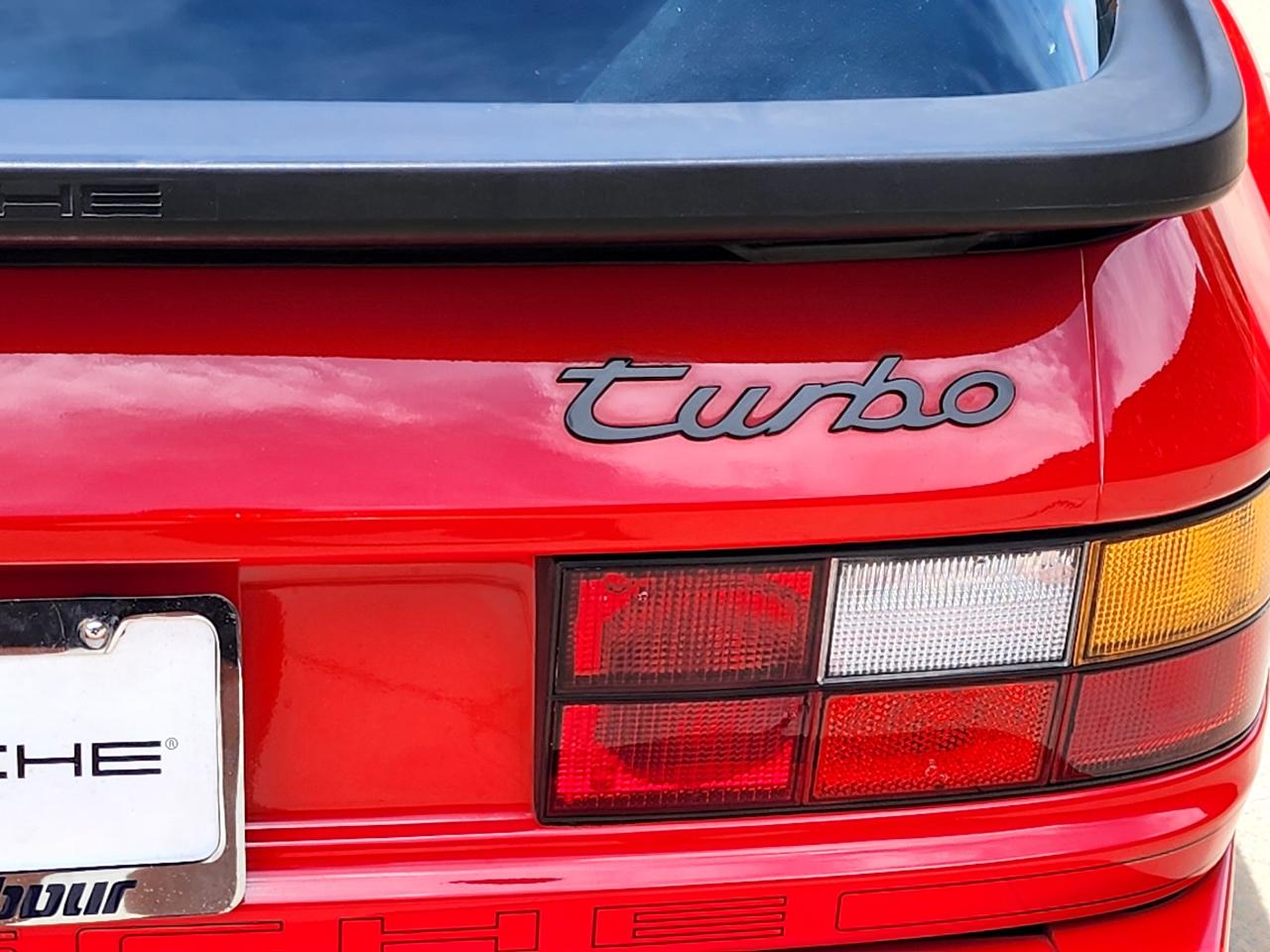 Porsche 944 Turbo 1986