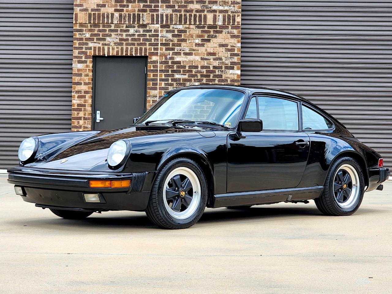 Porsche 911 Carrera  1988